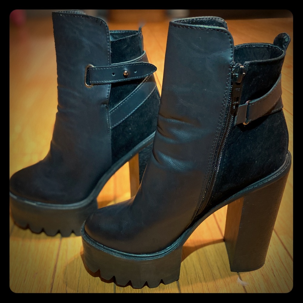 Black ankle boot by Missguided